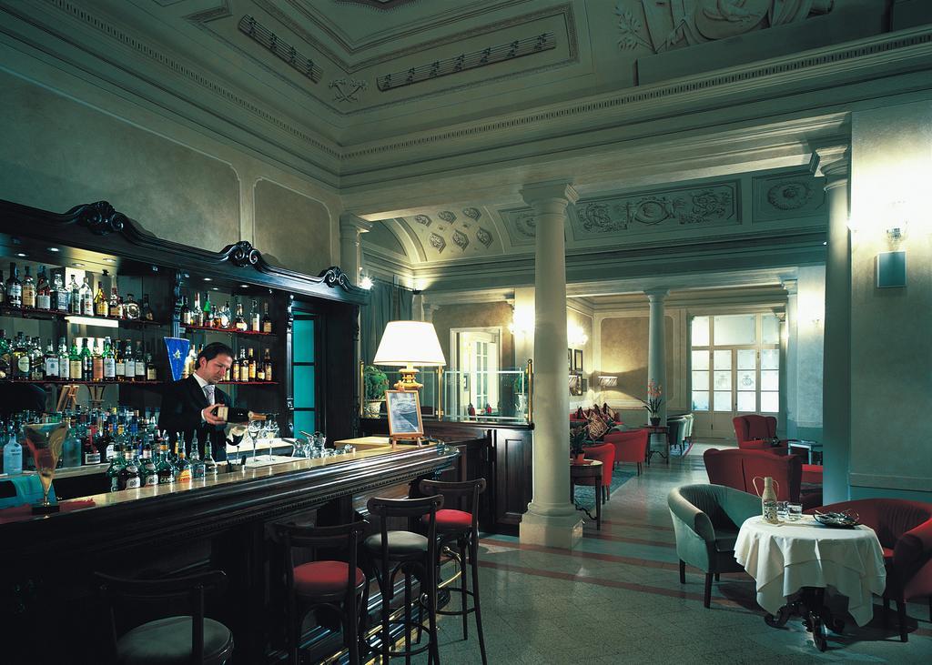 Bagni Di Pisa Palace & Thermal Spa - The Leading Hotels Of The World San Giuliano Terme Eksteriør bilde The bar at the Hotel Excelsior
